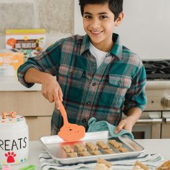 MW Make Your Own Dog Treats Kit 4 MW Make Your Own Dog Treats Kit -MindWare SHOP make your own dog treats kit68240 a02