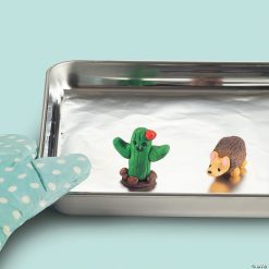 MW Make Your Own Light Up Snow Globes -MindWare SHOP make your own light up snow globes13962870 a03