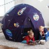 MW Oh So Fun! Deluxe Glow-in-the-Dark Space Fort