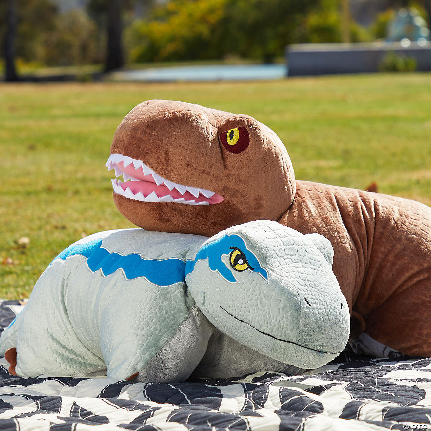 MW Pillow Pet - Velociraptor Blue 5 MW Pillow Pet - Velociraptor Blue - Image 3