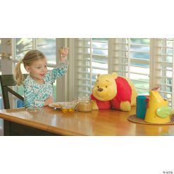 MW Pillow Pet - Winnie The Pooh -MindWare SHOP pillow pet winnie the pooh14166838 a02