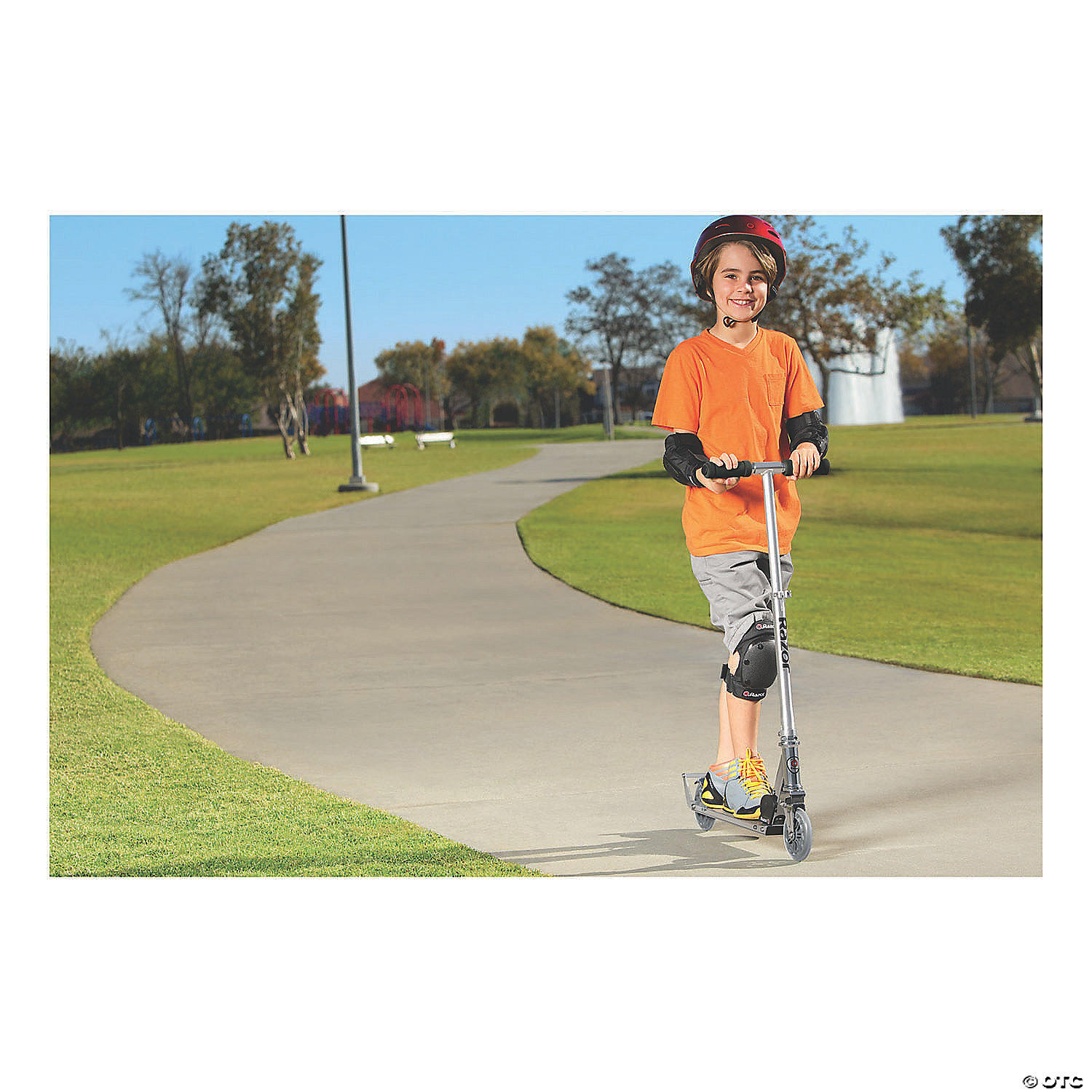 Razor A3 Scooter: Clear MW Razor A3 Scooter: Clear -MindWare SHOP razor a3 scooter clear14103390 a01