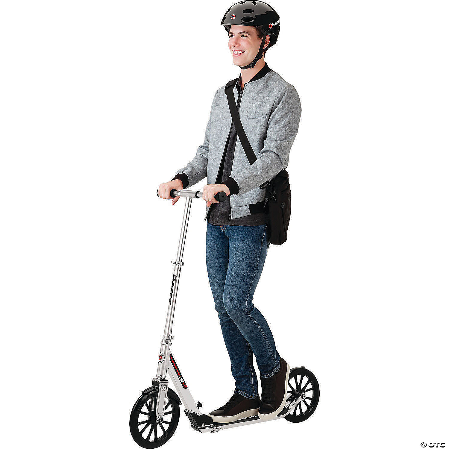 MW Razor A6 Scooter: Silver 4 MW Razor A6 Scooter: Silver - Image 2